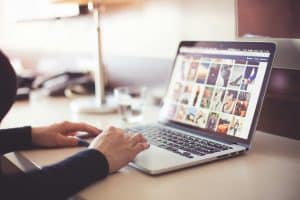 Comparativa de Freepik, Unsplash, Pixabay i Pexels: on trobar les millors imatges gratis?